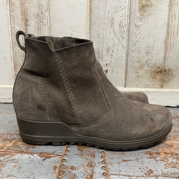 Sorel Evie Pull On Bootie - Picture 10 of 15